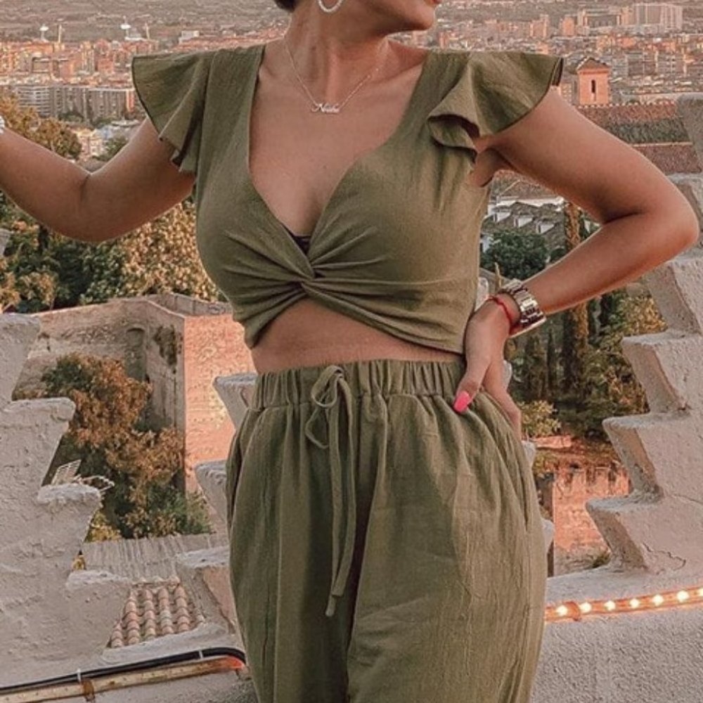 OLIVE Ruffle Trim Twist Top With Pants - Picture 2 of 12